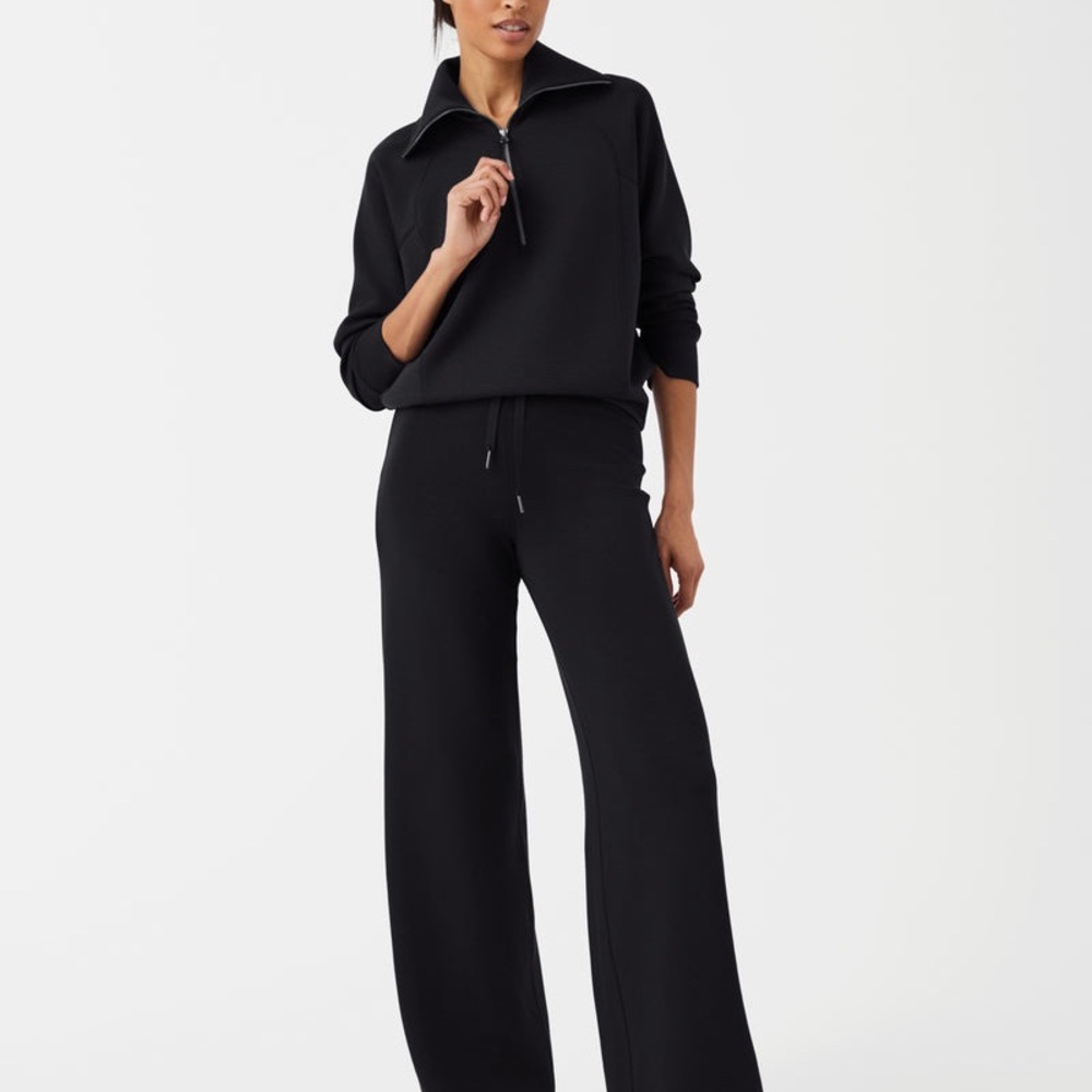 Spanx Half Zip ,Light-as-air, luxuriously soft spacer